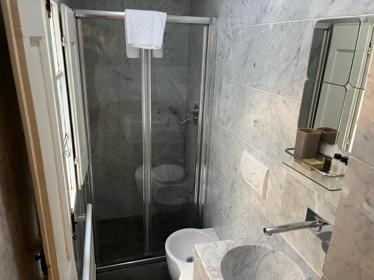 Luxury Apartament ฟลอเรนซ์ ภายนอก รูปภาพ