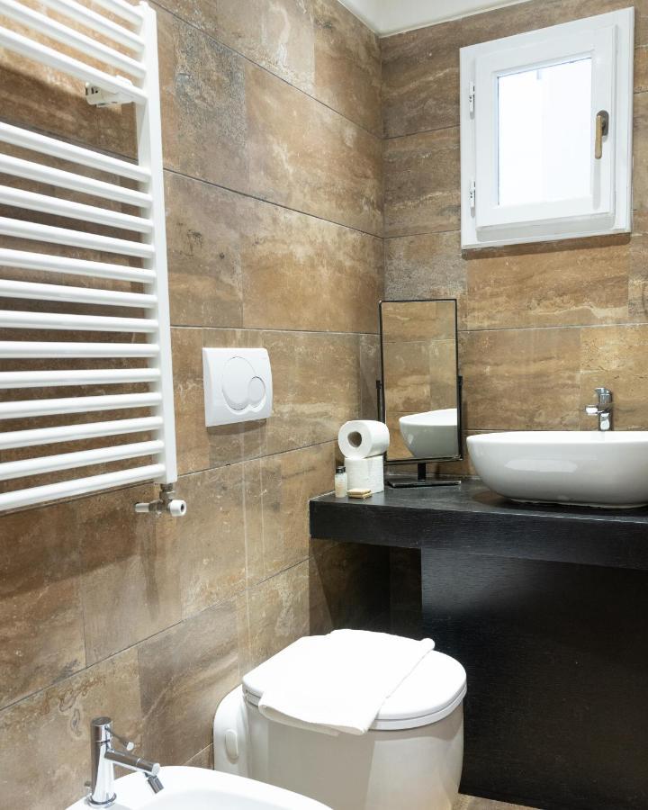 Luxury Apartament ฟลอเรนซ์ ภายนอก รูปภาพ
